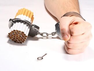 Güçlü bağımlılığı nedeniyle sigarayı bırakmak oldukça zordur. 